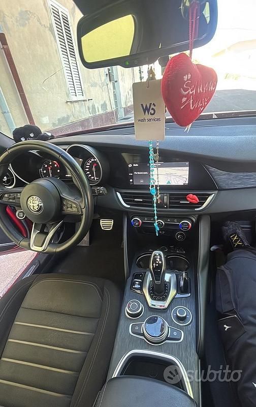 Usata Alfa Romeo Giulia Business 160 CV (117 kW) 2022 Rosso Berlina