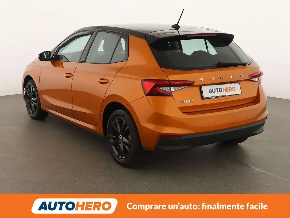 Usata Skoda Fabia Style 95 CV (69 kW) 2021 Arancione Utilitaria