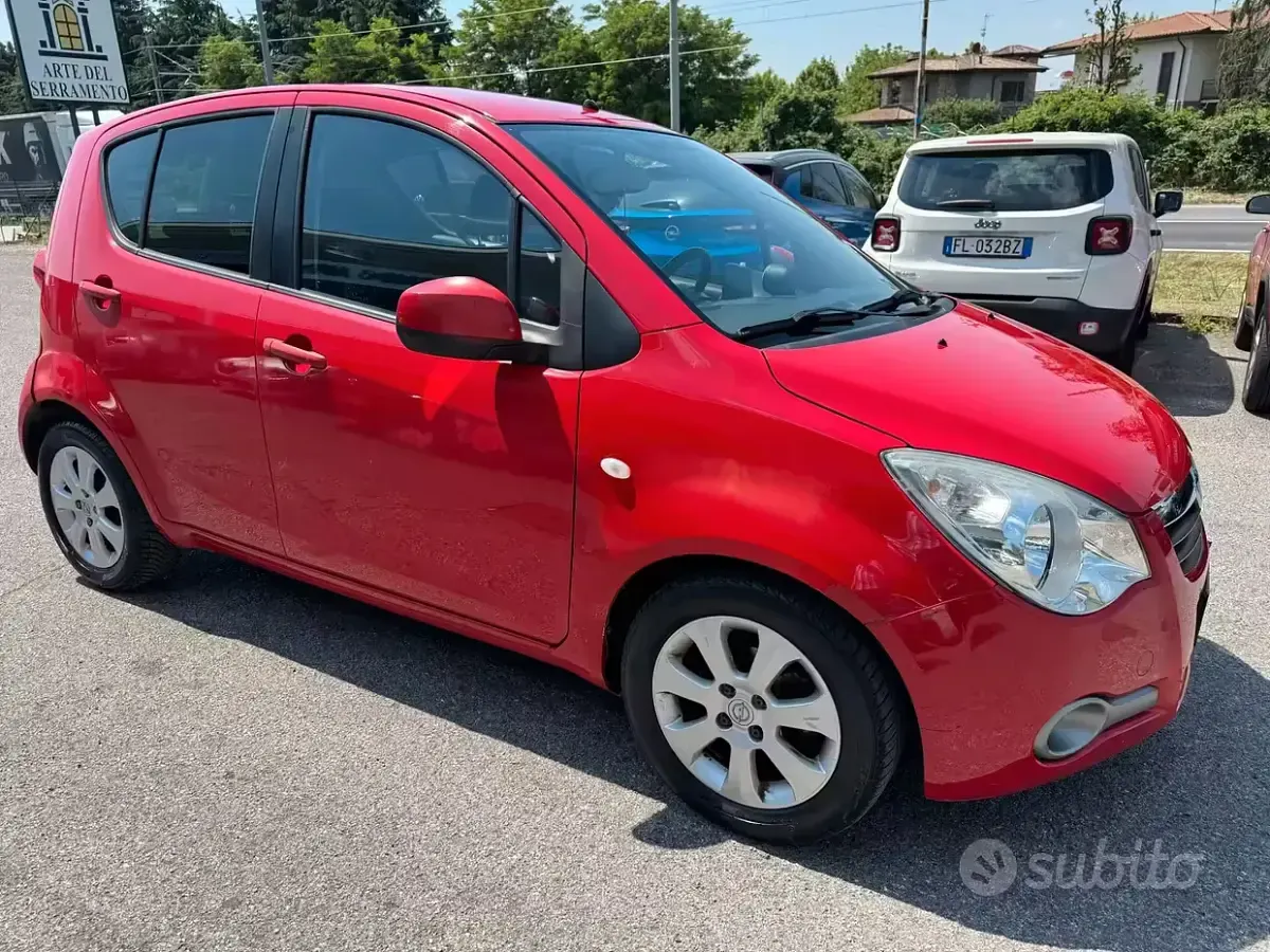 Usata Opel Agila Enjoy 86 CV (63 kW) 2009 Rosso Utilitaria