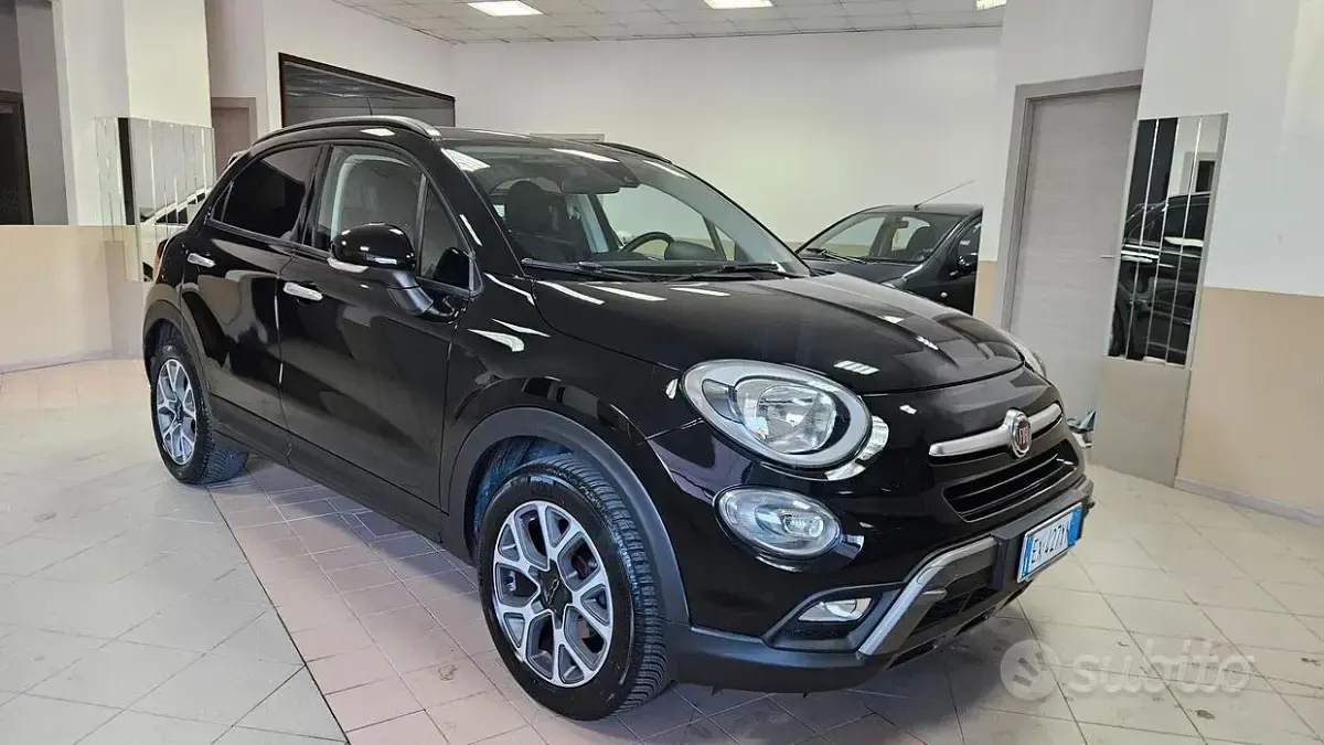 Usado Fiat 500X Cross Plus 120 CV (88 kW) 2015 Negro SUV