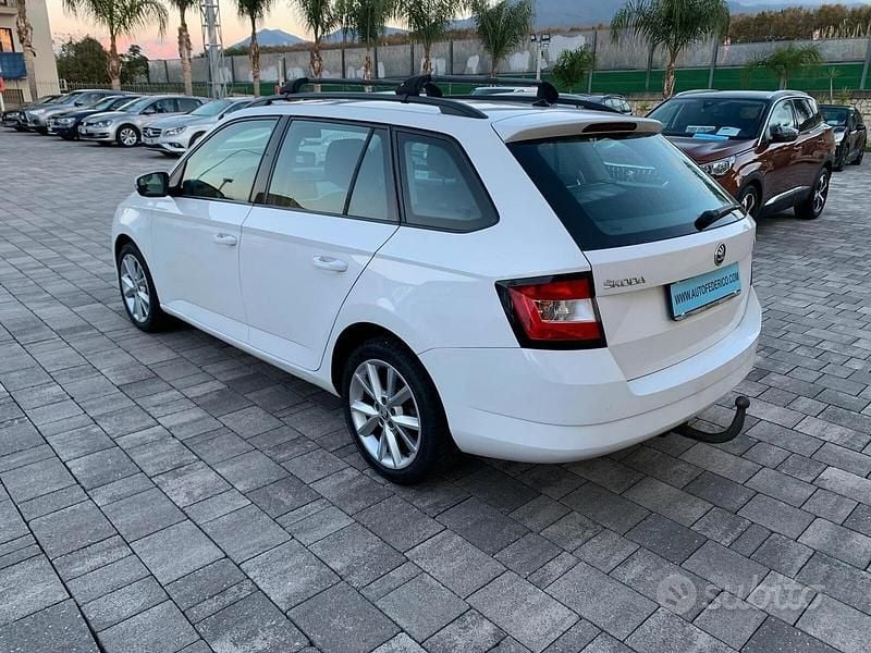 Usata Skoda Fabia Ambition 75 CV (55 kW) 2018 Bianco Station wagon