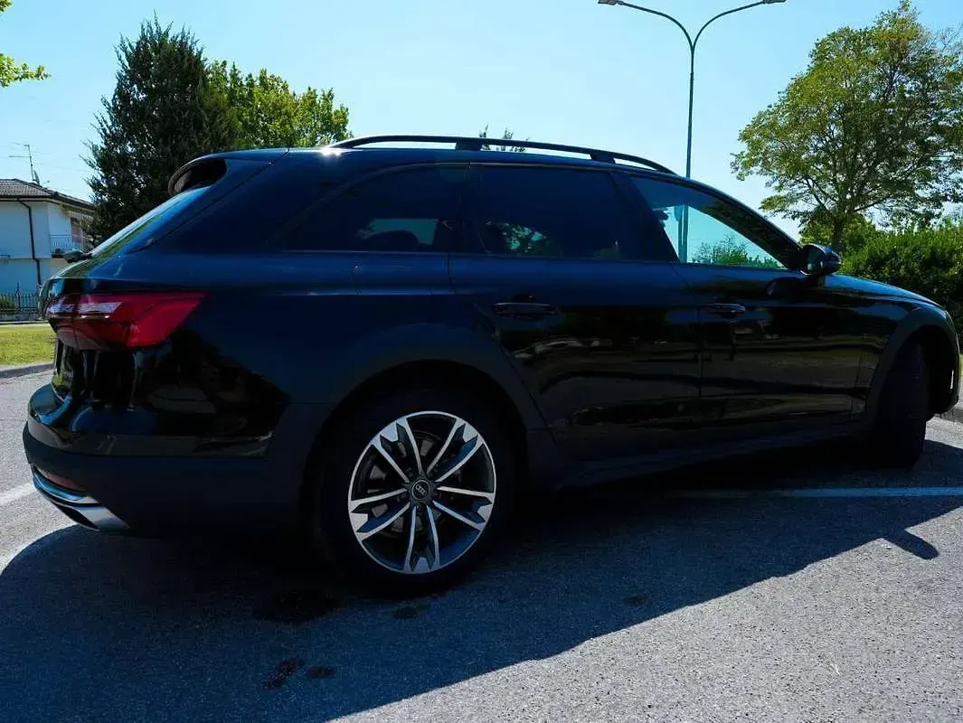 Usata Audi A4 Allroad Business 204 CV (150 kW) 2021 Nero Station wagon