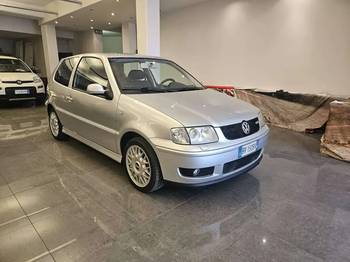 Usata VW Polo GTI 125 CV (91 kW) 2001 Argento Berlina