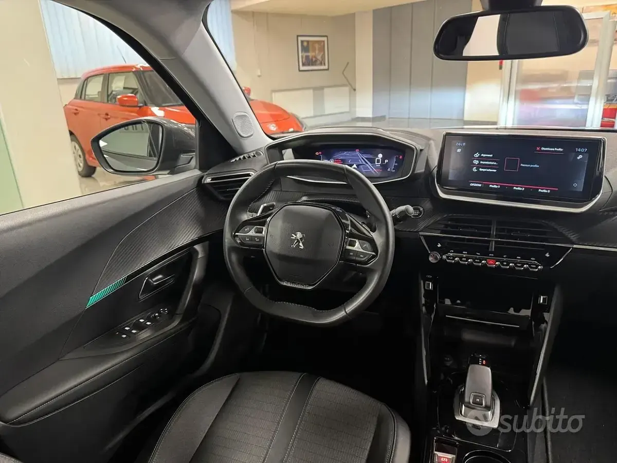 Usata Peugeot 2008 GT 131 CV (96 kW) 2022 Nero SUV