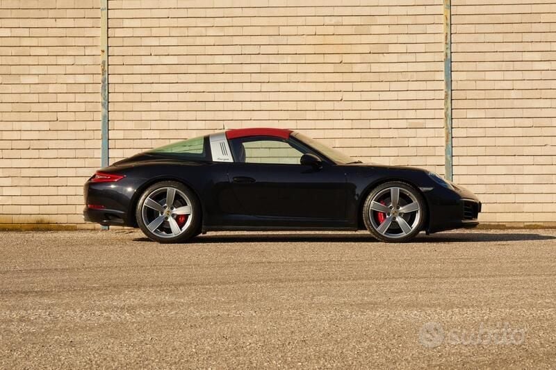 Usata Porsche 911 Targa 4S 420 CV (308 kW) 2016 Nero Cabrio