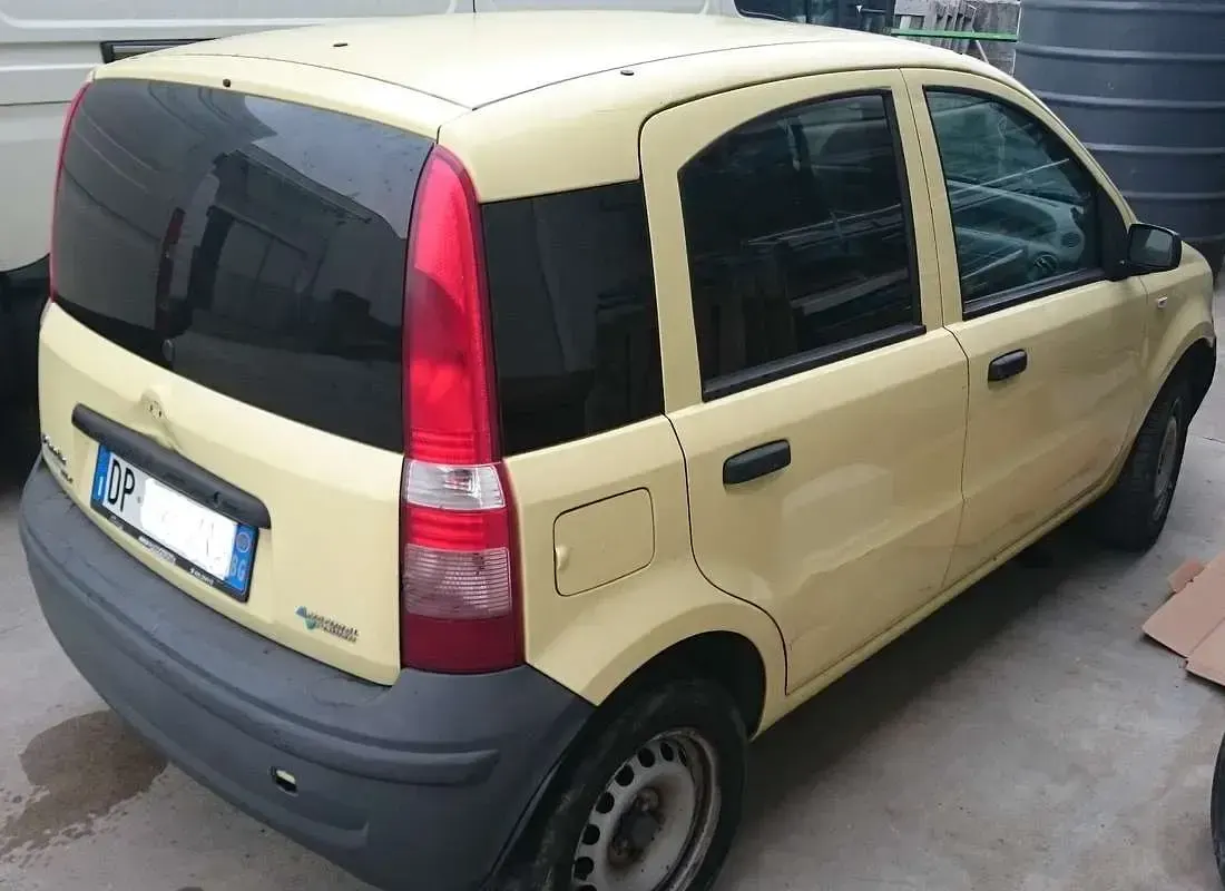 Usata Fiat Panda Climbing 60 CV (44 kW) 2008 Giallo Utilitaria