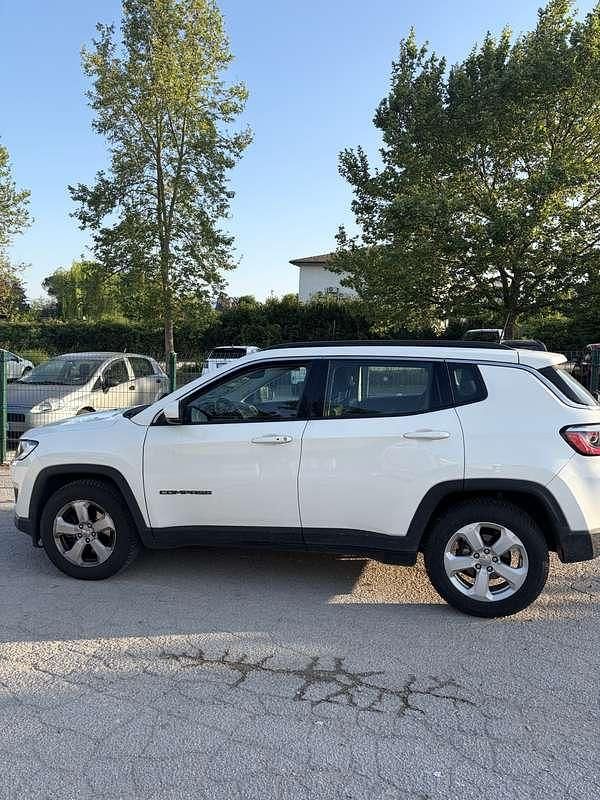Gebraucht Jeep Compass 140 PS (102 kW) 2019 Weiß SUV