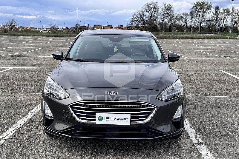 Usata Ford Focus 100 CV (73 kW) 2018 Grigio Utilitaria
