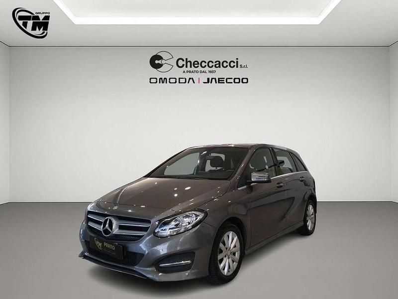 Usata Mercedes B180 Executive 109 CV (80 kW) 2015 Grigio Monovolume