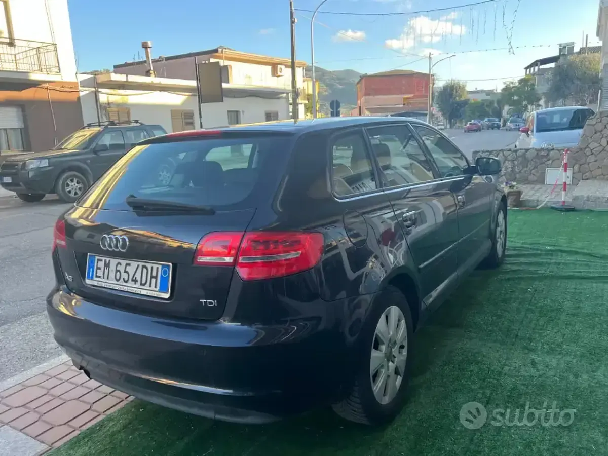 Usata Audi A3 Attraction 90 CV (66 kW) 2013 Nero Berlina