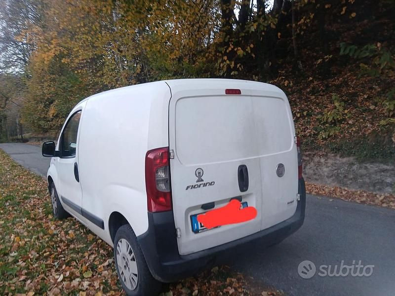 Usata Fiat Fiorino 75 CV (55 kW) 2010 Bianco Monovolume