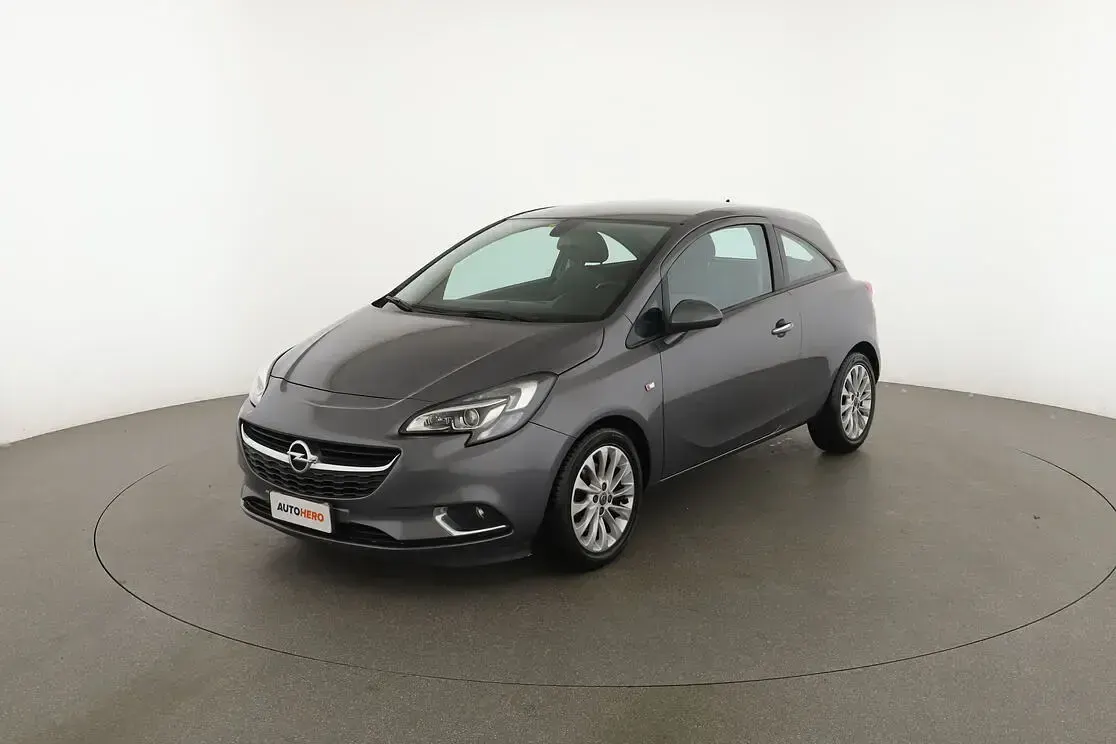 Usata Opel Corsa Cosmo 95 CV (69 kW) 2015 Utilitaria