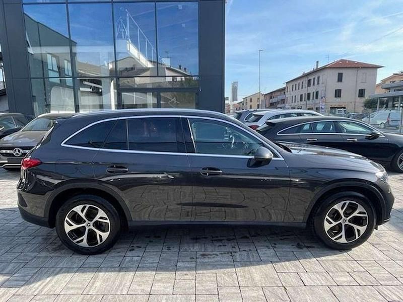 Usata Mercedes GLC200 Advanced Plus 204 CV (150 kW) 2024 Grafite SUV