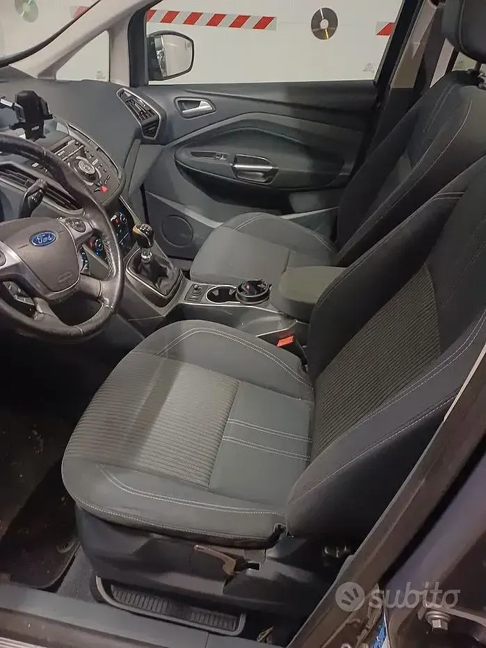 Usata Ford C-MAX 115 CV (84 kW) 2012 Grigio Monovolume