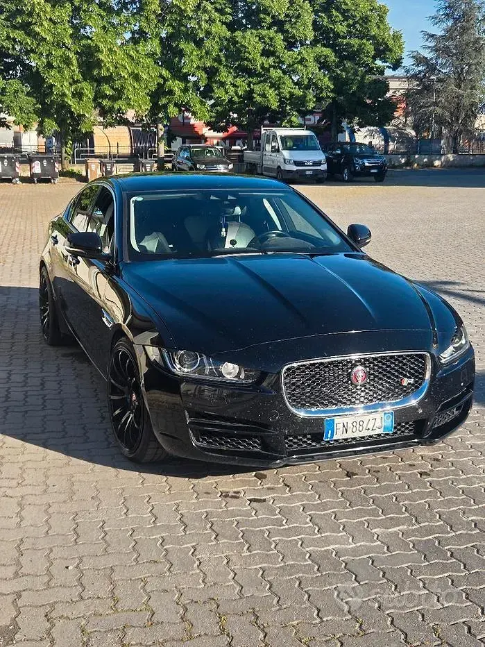 Usata Jaguar XE 180 CV (132 kW) 2018 Berlina