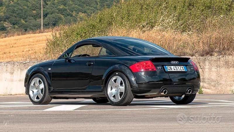 Usata Audi TT 225 CV (165 kW) 2000 Nero Coupé