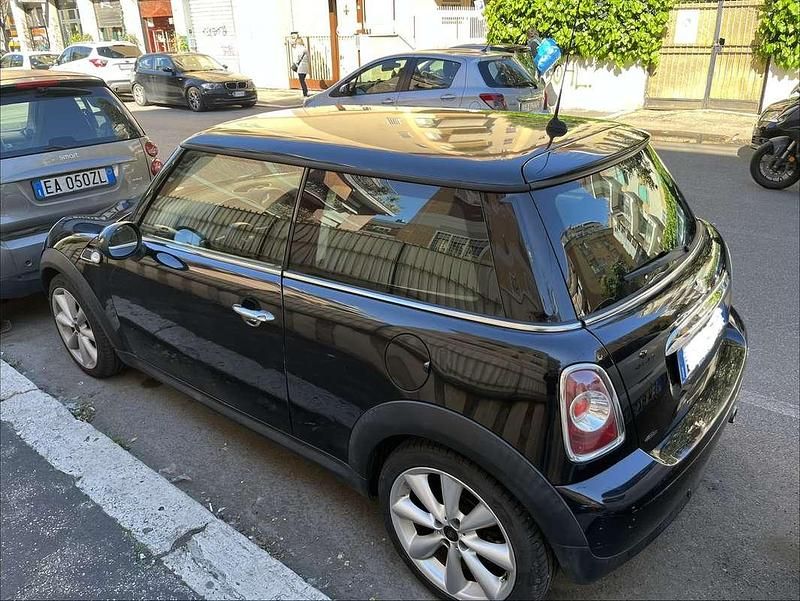 Usata Mini ONE 75 CV (55 kW) 2012 Utilitaria