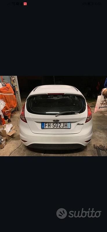 Usata Ford Fiesta 95 CV (69 kW) 2016 Berlina
