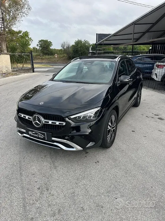 Usata Mercedes GLA200 Advanced 150 CV (110 kW) 2025 Nero SUV