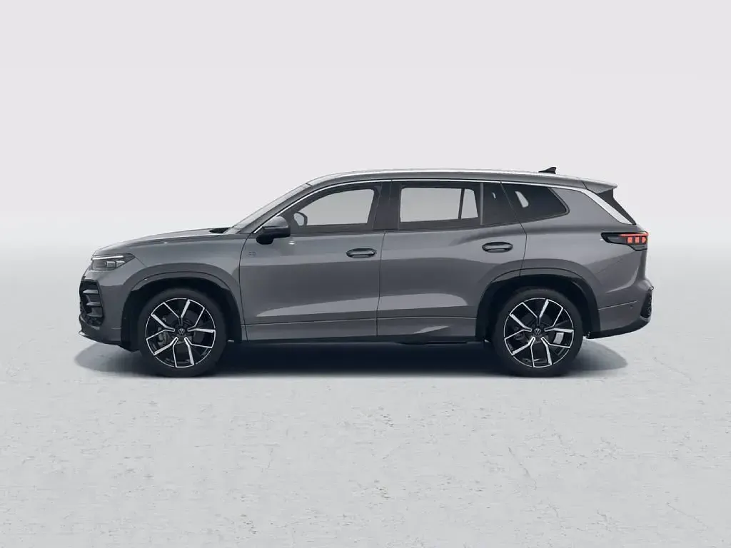 Nuova VW Tayron R-line 193 CV (141 kW) 2026 Dolphin grey metallizzato SUV