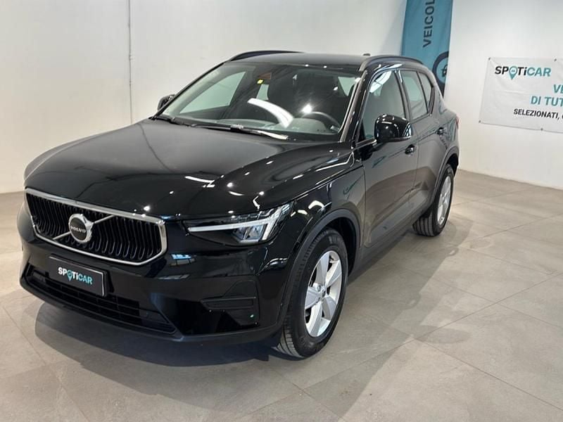 Usata Volvo XC40 129 CV (94 kW) 2022 Nero SUV