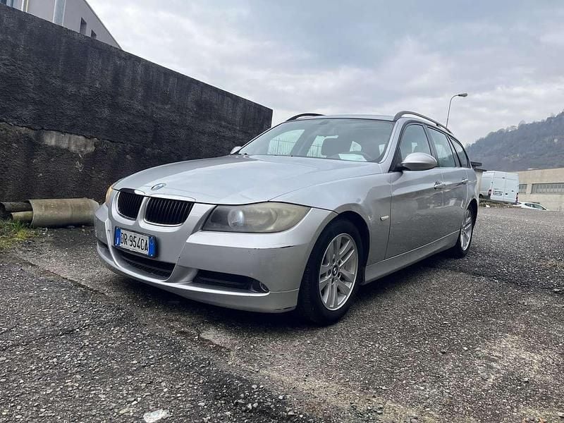 Usata BMW 320 170 CV (125 kW) 2008 Argento Station wagon