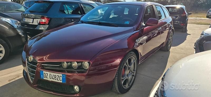 Usata Alfa Romeo 159 185 CV (136 kW) 2010 Rosso Station wagon