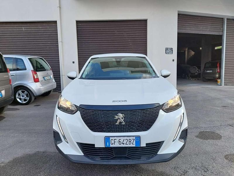 Usata Peugeot 2008 Active 110 CV (80 kW) 2021 Bianco SUV