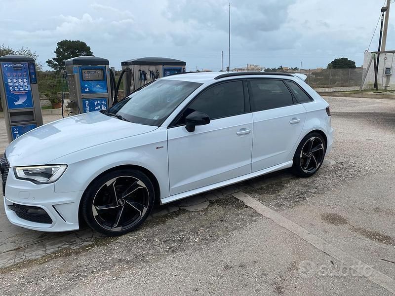 Usata Audi A3 S-Line 110 CV (80 kW) 2015 Bianco Berlina