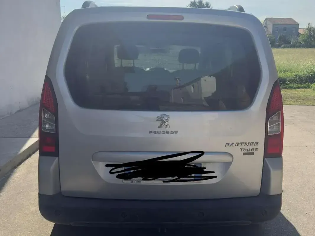 Usata Peugeot TePee Access 98 CV (72 kW) 2021 Station wagon