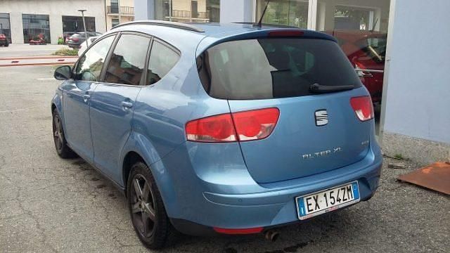 Usata Seat Altea XL Style 102 CV (75 kW) 2015 Azzurro Monovolume