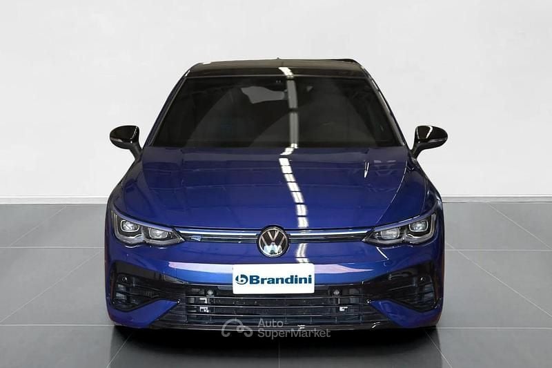 Usata VW Golf VIII R 333 CV (244 kW) 2023 Blu Berlina