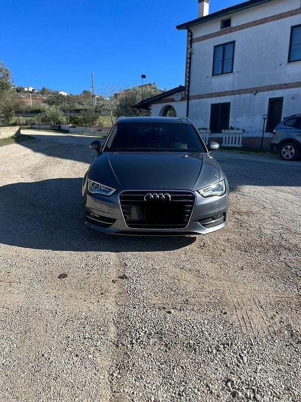 Usata Audi A3 S-Line 105 CV (77 kW) 2015 Grigio Berlina