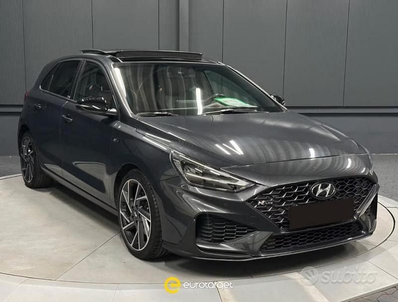 Usata Hyundai i30 N Line 160 CV (117 kW) 2021 Grigio metallizzato Berlina