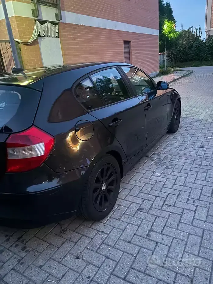 Usata BMW 116 2007 Nero Utilitaria