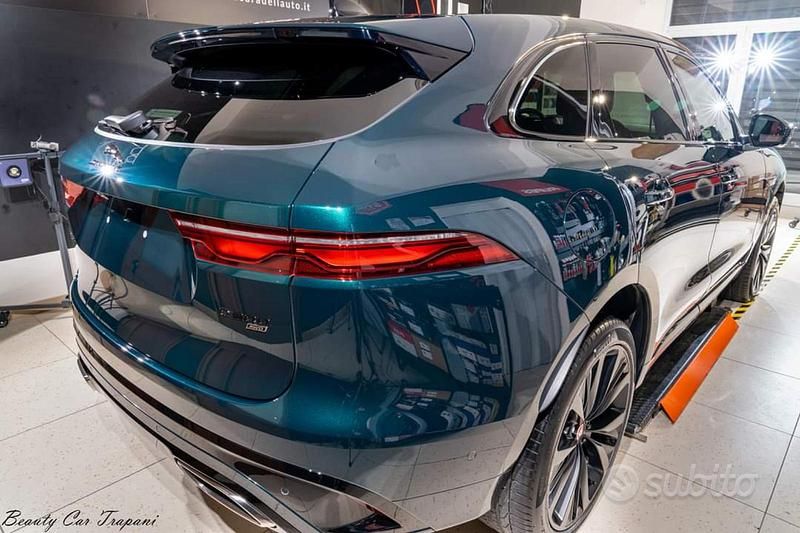 Usata Jaguar F-Pace 300 CV (220 kW) 2021 Verde SUV