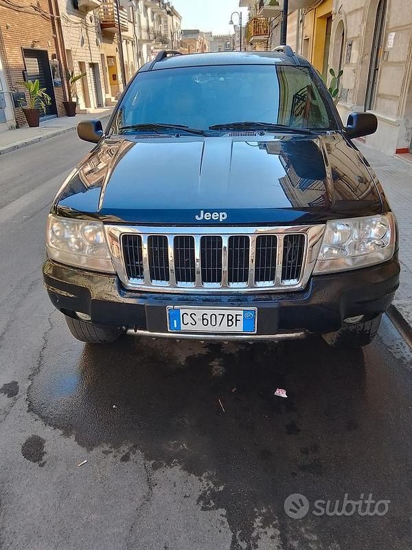 Usata Jeep Grand Cherokee 163 CV (119 kW) 2005 Nero SUV