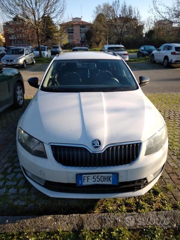 Usata Skoda Octavia 122 CV (89 kW) 2016 Bianco Station wagon