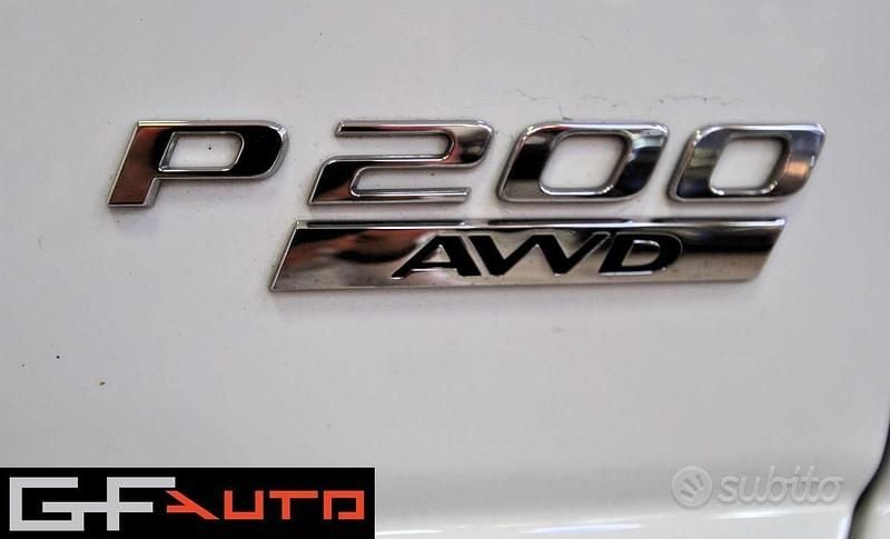 Begagnad Jaguar E-Pace SE 200 HK (147 kW) 2018 Vit SUV