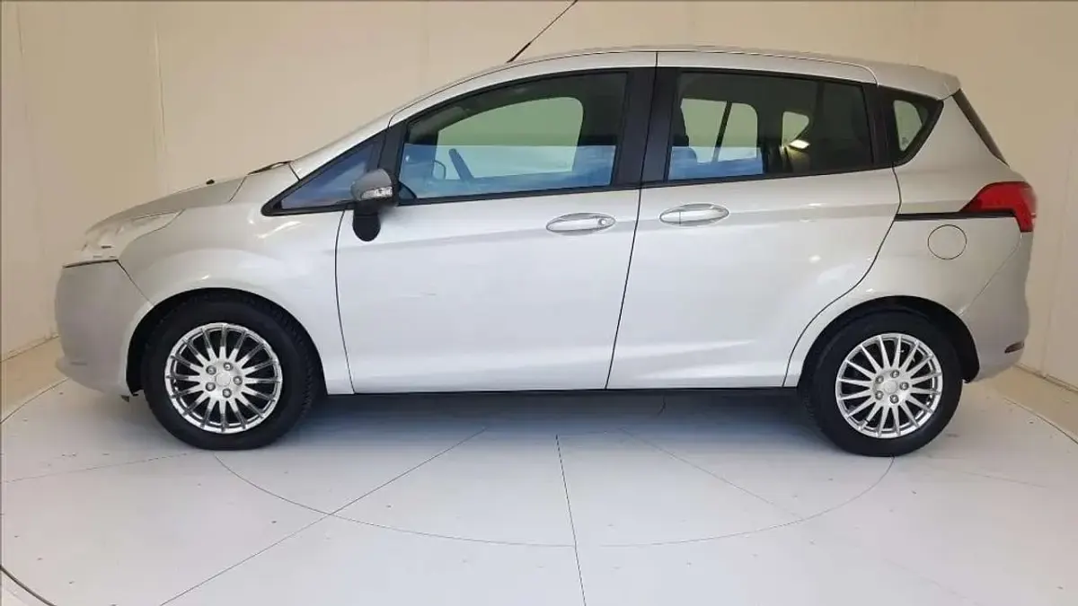 Usata Ford B-MAX Titanium 101 CV (74 kW) 2014 Argento metallizzato Monovolume