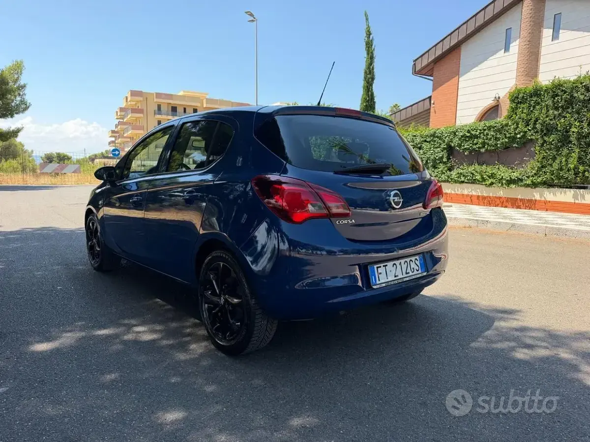 Usata Opel Corsa Sport 90 CV (66 kW) 2019 Bluazzurro Utilitaria