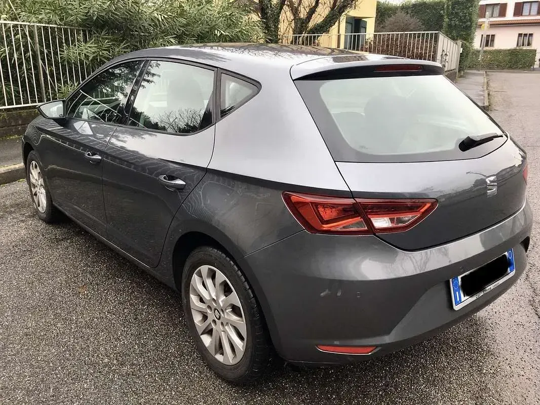 Usata Seat Leon Business 110 CV (80 kW) 2016 Berlina