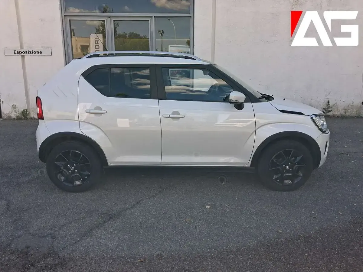 Usata Suzuki Ignis 83 CV (61 kW) 2023 Bianco SUV