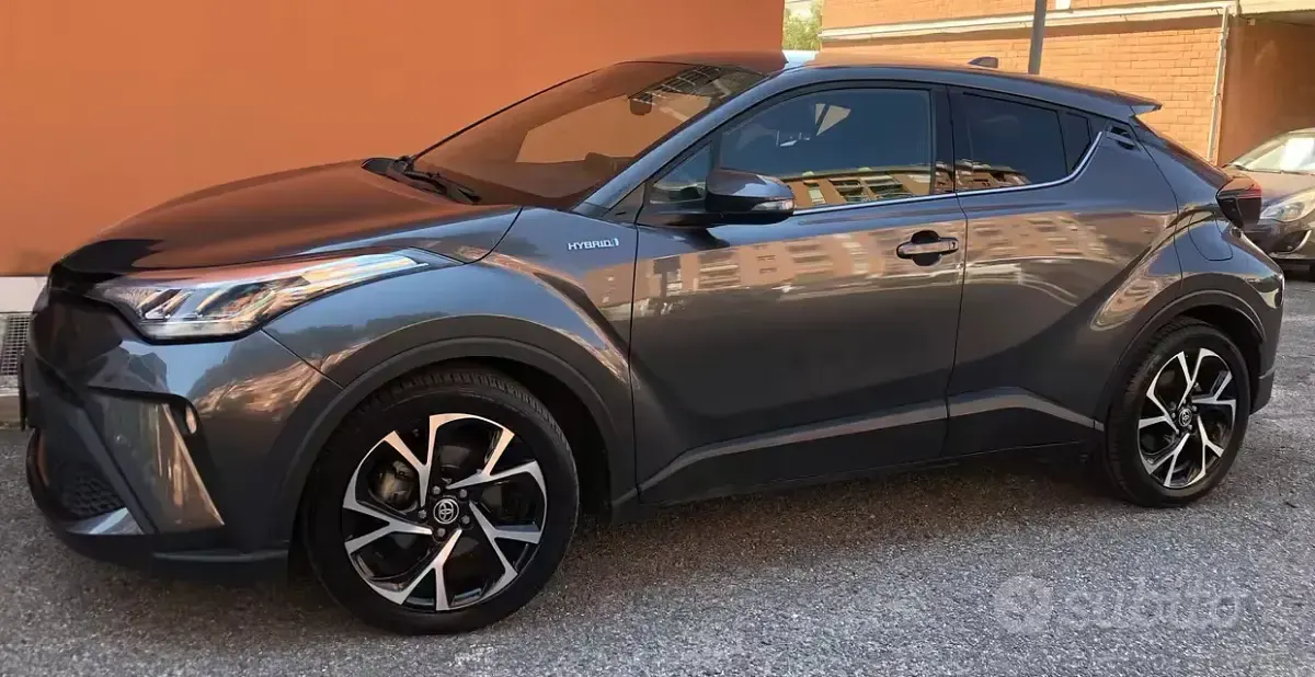 Usata Toyota C-HR 152 CV (111 kW) 2021 SUV