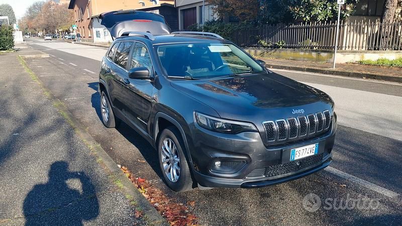Usata Jeep Cherokee 194 CV (142 kW) 2018 Grigio SUV
