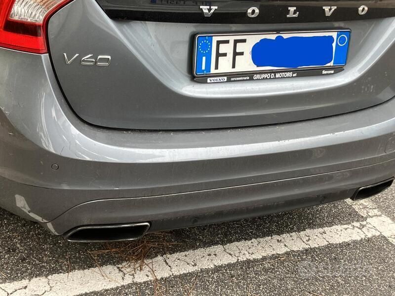 Usata Volvo V60 Summum 150 CV (110 kW) 2016 Grigio Station wagon