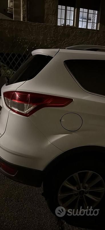 Usata Ford Kuga 150 CV (110 kW) 2016 SUV