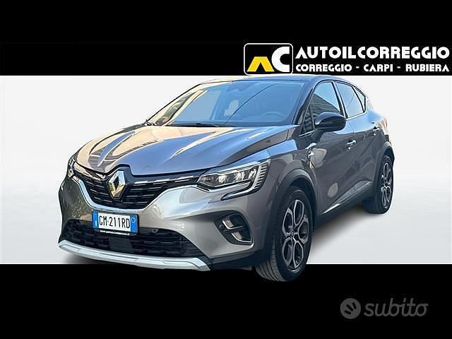 Usata Renault Captur Intens 101 CV (74 kW) 2023 Grigio SUV