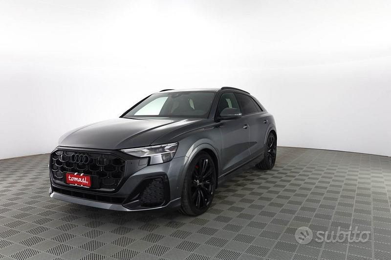 Grigio Nuova 2025 Audi Q8 Design SUV | 95.900 € (Cara) - Immagine 1/4