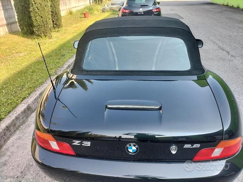 Usata BMW Z3 193 CV (141 kW) 2002 Nero Cabrio